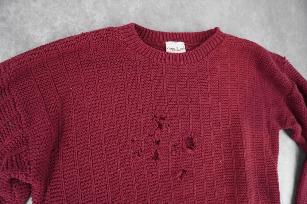 Vintage Bobbie Brooks Anywear Burgundy Distressed Knit Crewneck Sweater Large